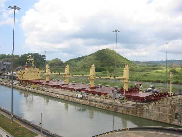 Panama_Canal.jpg